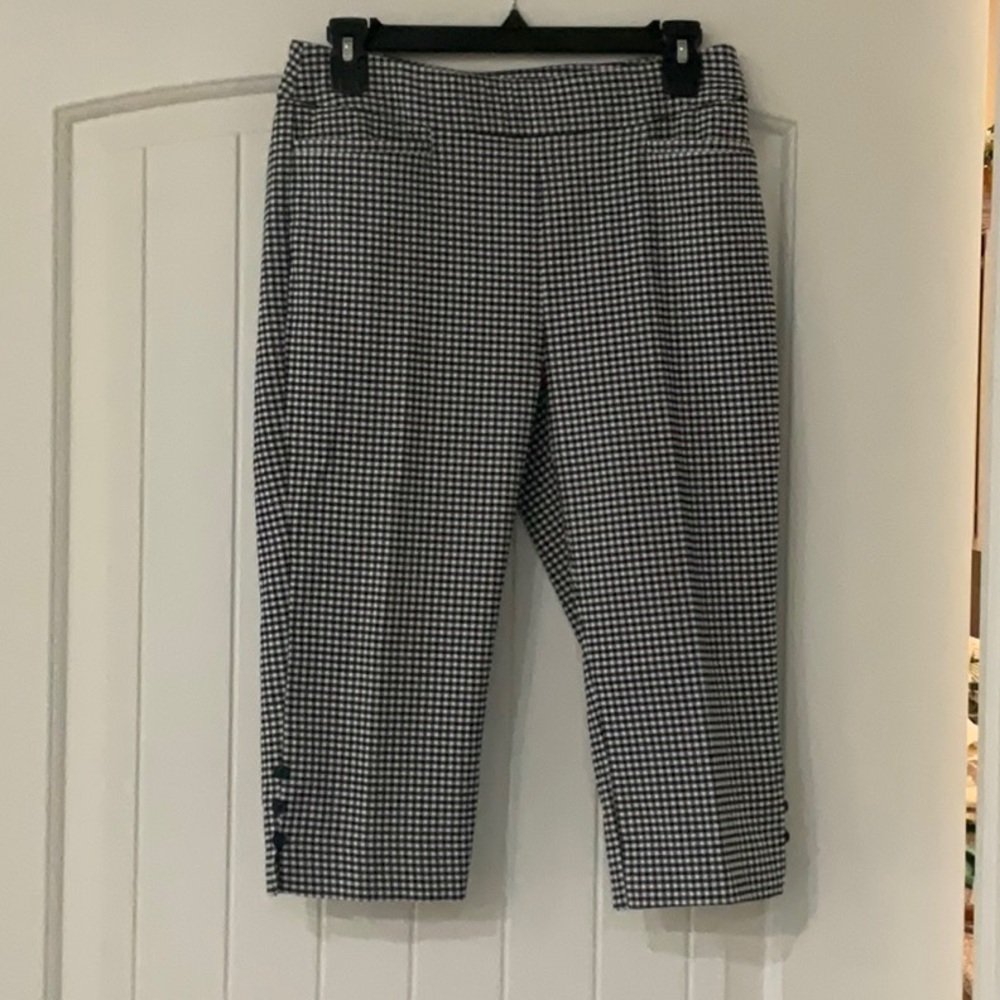 Chico’s Black and White Checkered Capri Pants